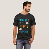 楽しい庭仕事 私はオフィスにいます Tシャツ (正面フル)