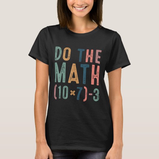 楽しい数学 67 面白いシックスセブン ミーム 先生 女性 Tシャツ (正面)