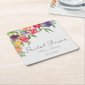 楽しい明るいチューリップとグリーンの花嫁シャワー スクエアペーパーコースター (アングル)