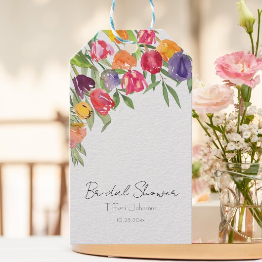 楽しい明るいチューリップとグリーン ブライダルシャワー ギフトタグ