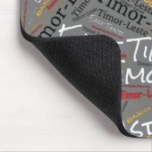 楽しい東ティモール国旗の色の愛国心 マウスパッド (コーナー)