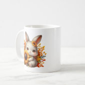楽しい秋の季節のうさぎのモノグラム コーヒー コーヒーマグカップ (正面左)