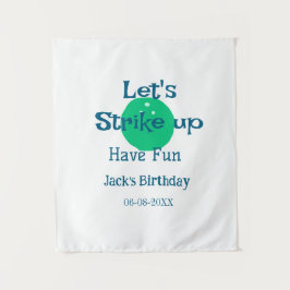 楽しい緑のボールの誕生日パーティーをしよう！ タペストリー