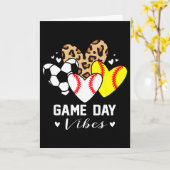 楽しい試合当日の雰囲気 サッカーお母さん ハート カード (黄色い花)