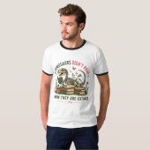 楽しい読書恐竜化石本好きユーモア Tシャツ (正面フル)