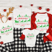 楽しい赤と緑のパーソナライズされた名前のファミリークリスマス Tシャツ