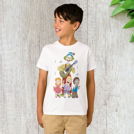 楽しい音楽のピエロと踊る子供たち Tシャツ