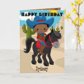 楽しい黒人の少年たちのお馬さんの迷路付きカウボーイ誕生日おめでとう カード (黄色い花)