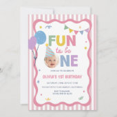 楽しい1歳の誕生日ピンクストライプのバースデー招待状 招待状 (正面)