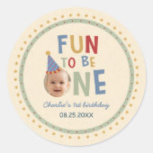 楽しい1歳の誕生日フォトカラフル ラウンドシール (正面)