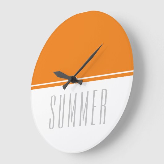 楽しい 太字 鮮やかな オレンジ 白 スリム SUMMER テキスト ラージ壁時計 (傾斜)