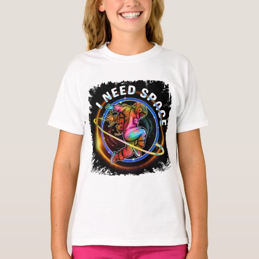 楽しい！宇宙飛行士と銀河でスペースが必要 Tシャツ (正面)