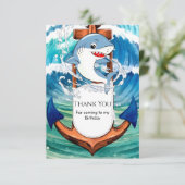 楽しい 遊び心のある シンプルな サメの誕生日 サンキューカード (スタンド正面)