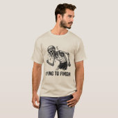 楽しくも命がけでフィニッシュする骸骨ランナー Tシャツ (正面フル)