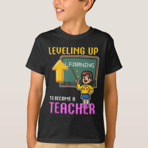 楽しくレベルアップ先生のCkは学校へ面白いゲーマー女子 Tシャツ