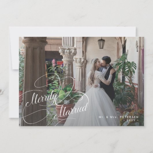 楽しく結婚した新婚の写真クリスマス シーズンカード (正面)