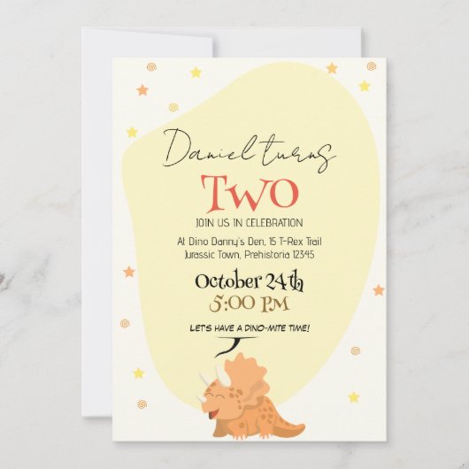 楽しみに笑う：子供の愛らしいディノをテーマにした誕生日 招待状 (正面)