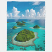 「楽園で自分自身を包む：熱帯列島 フリースブランケット (正面)