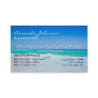 楽園のビーチの波の不動産の部分