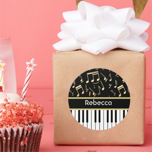 楽譜とピアノ鍵ブラックと金ゴールド ラウンドシール (パーティー)