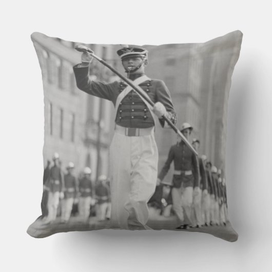 楽隊長 クッション (正面)