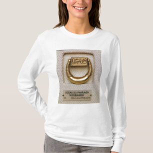 概要のHoremhebシールが付いているリング Tシャツ