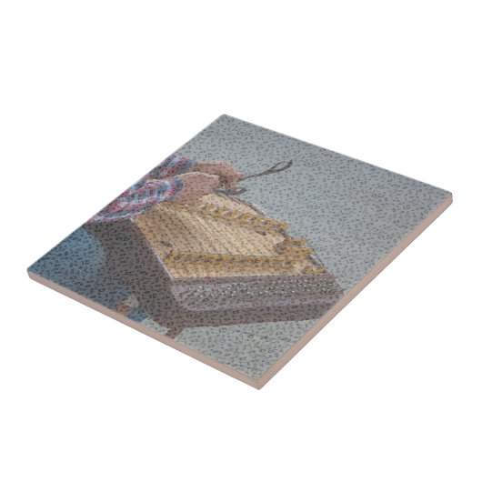 槌で打たれたDULCIMER タイル (側面)