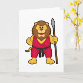 槍を持つ戦士としてのライオン カード (黄色い花)