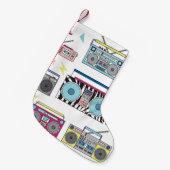 様々なヴィンテージカセットプレーヤーのセット。レトロ80 スモールクリスマスストッキング (正面 (吊り時))