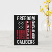 様々な口径で訪れる自由 - 銃擁護派の面白グッズ (表) カード (黄色い花)