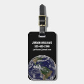 様々な熱帯雨系を示す全地球。 ラゲッジタグ (正面縦)