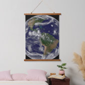 様々な熱帯雨系を示す全地球。 吊り下げ型タペストリー (寝室)