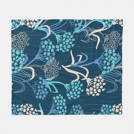 様式化あじさい花の柄 – エレガント青 フリースブランケット (正面(横))