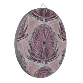 様式化された孔雀の羽 – ピンク ダーツボード (正面左)