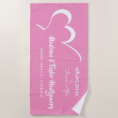 様式化ハートカスタム文字&カラービーチタオル ビーチタオル (正面)