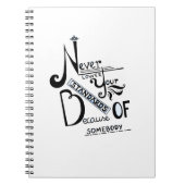 標準引用文を決して下げなやる気を起こさせるい ノートブック (正面)