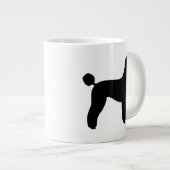 標準的なプードル犬のシルエット ジャンボコーヒーマグカップ (正面右)