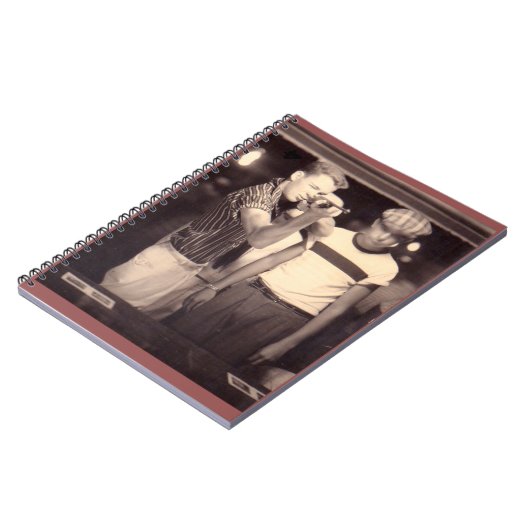 標的を打ち上げてキューピー人形を獲得する ノートブック (左側)