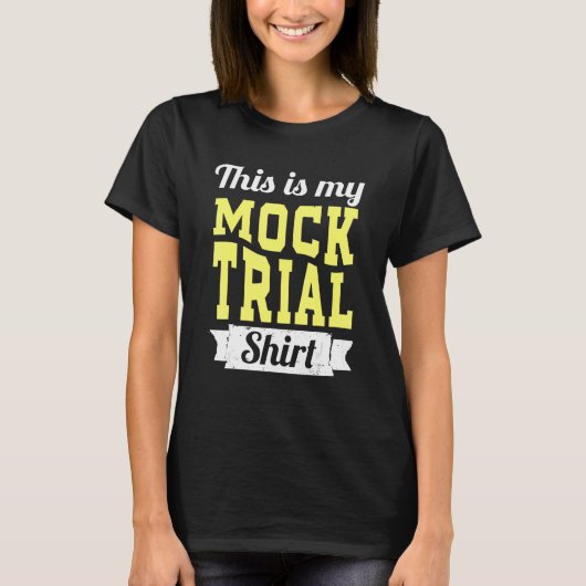 模擬裁判の声を使わせないで 面白い法律ステッカー Tシャツ (正面)