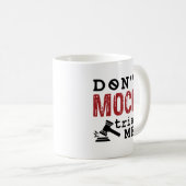 模擬裁判をしない コーヒーマグカップ (正面右)