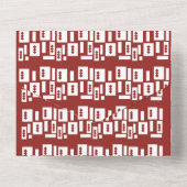 模様の入った赤い敷物が広がっている オールインワン招待状 (裏面)