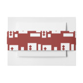 模様の入った赤い敷物が広がっている 招待状ベリーバンド (正面例)