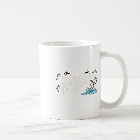 権威主義的な氷の穴に対するペンギン コーヒーマグカップ (右)