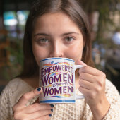権限を持つ女性が女性のマグカップを強化 コーヒーマグカップ