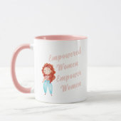 権限を持つ女性が女性のマグカップを強化 マグカップ (左)