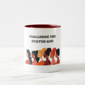 権限を持つ女性のマグカップ ツートーンマグカップ (中央)