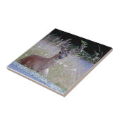 横になるシカの木びき台 タイル (側面)