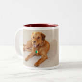 横になるNeco ツートーンマグカップ (正面左)