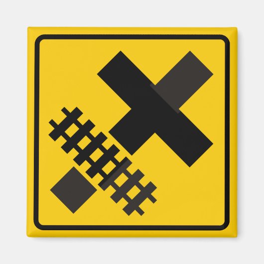 横断道路標識での鉄道パラリンスメインロード マグネット (正面)