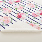 横置きバラ牡丹ストライプ上の花柄 シェルパブランケット (3/4)